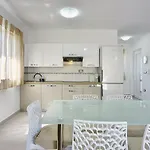 فيلة Oli B