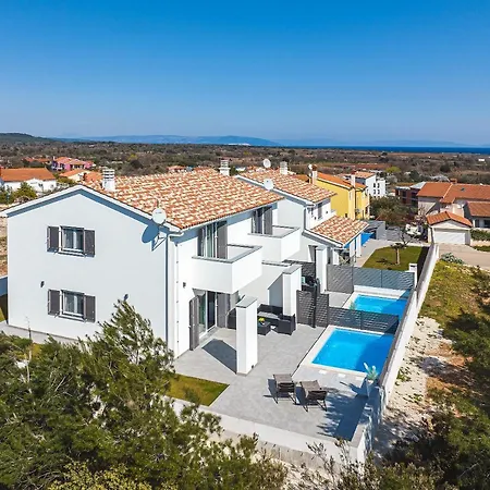 Holiday home Oli B *