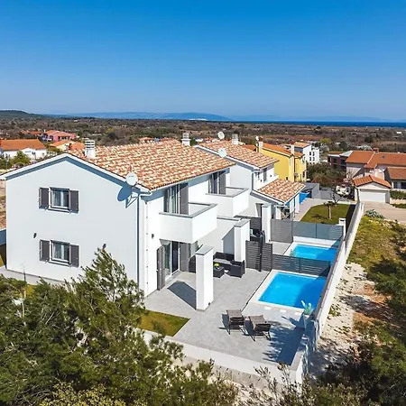 Villa Oli B